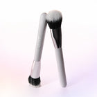 Angled Blending Face Brush - Classic Wear