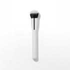 Angled Blending Face Brush - Classic Wear